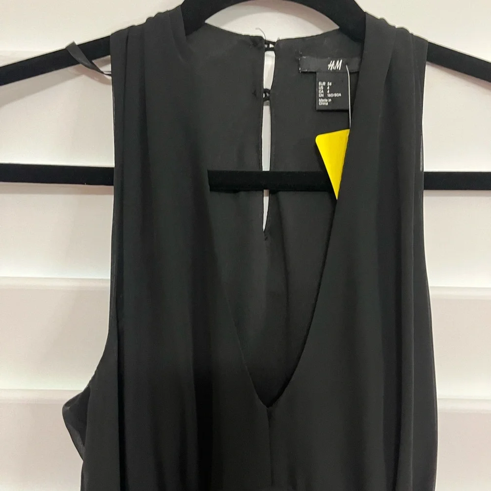 H&M Black Pleated Chiffon Dress - Picture 4 of 6